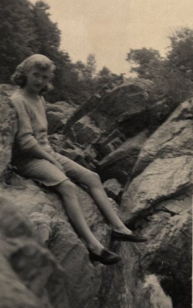 Scaled image s0085.jpg 