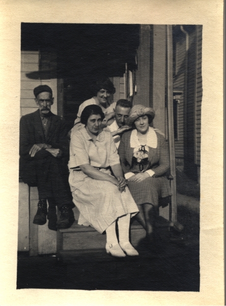 Scaled image s00584.jpg 