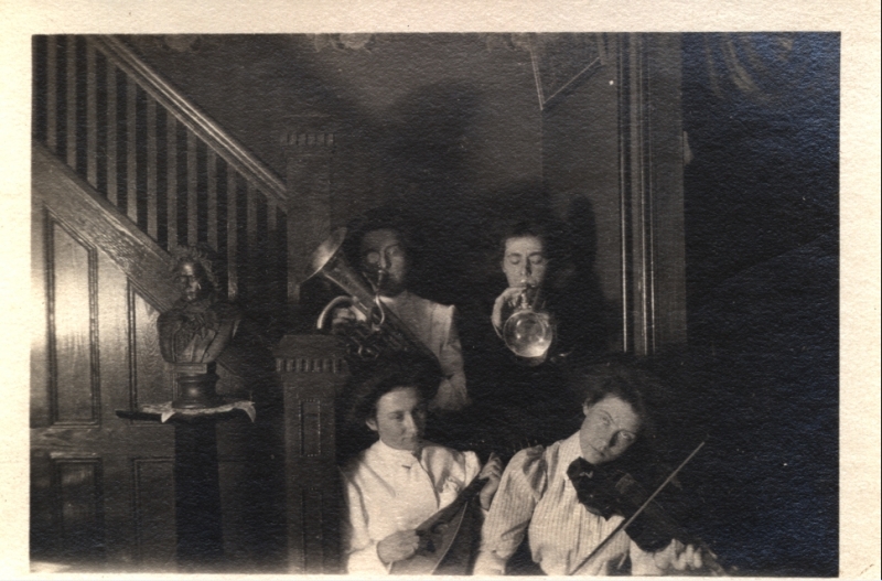 Scaled image s00861.jpg 