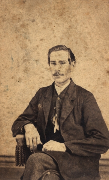 Scaled image s01119a.jpg 