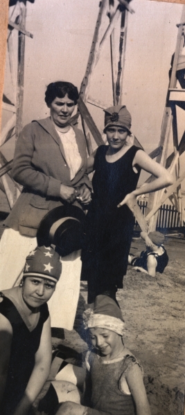 Scaled image s01142c.jpg 