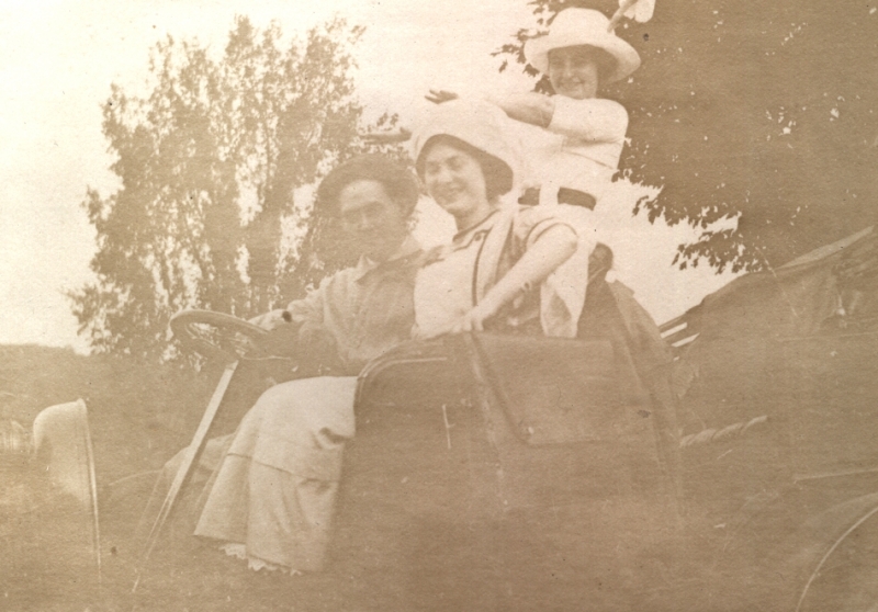 Scaled image s01183f.jpg 