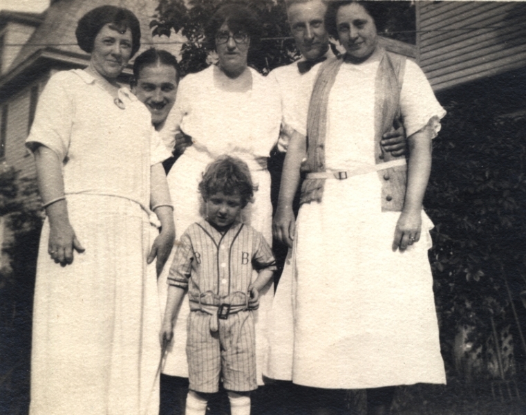 Scaled image s00952.jpg 