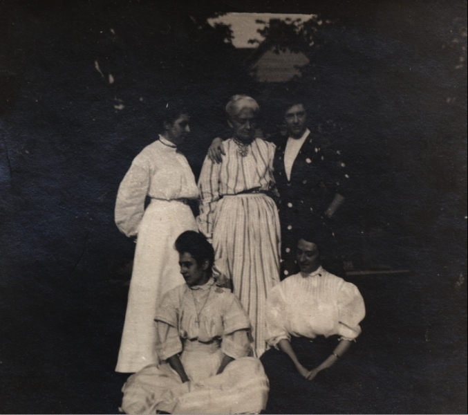 Scaled image s00933.jpg 