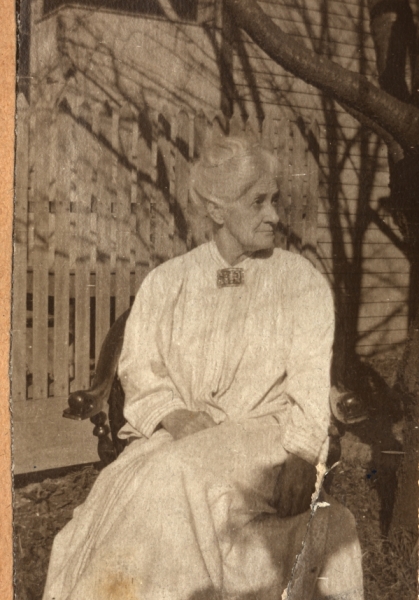 Scaled image s01121a.jpg 