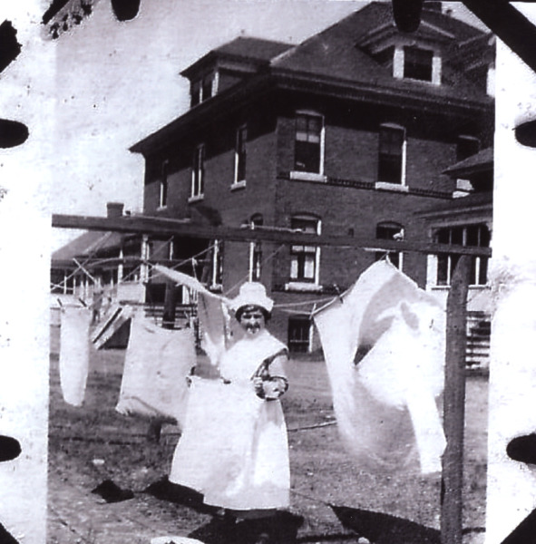 Scaled image s01003.jpg 