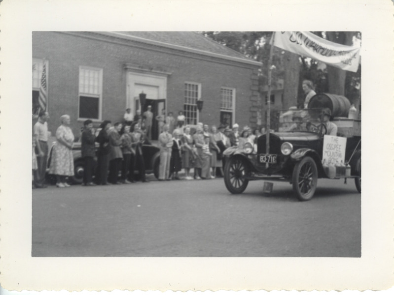 Scaled image s00933.jpg 