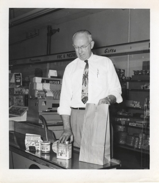 Scaled image s00015.jpg 