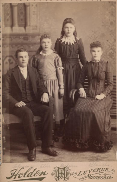 Scaled image s00054.jpg 