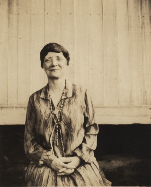 Scaled image s00349.jpg 